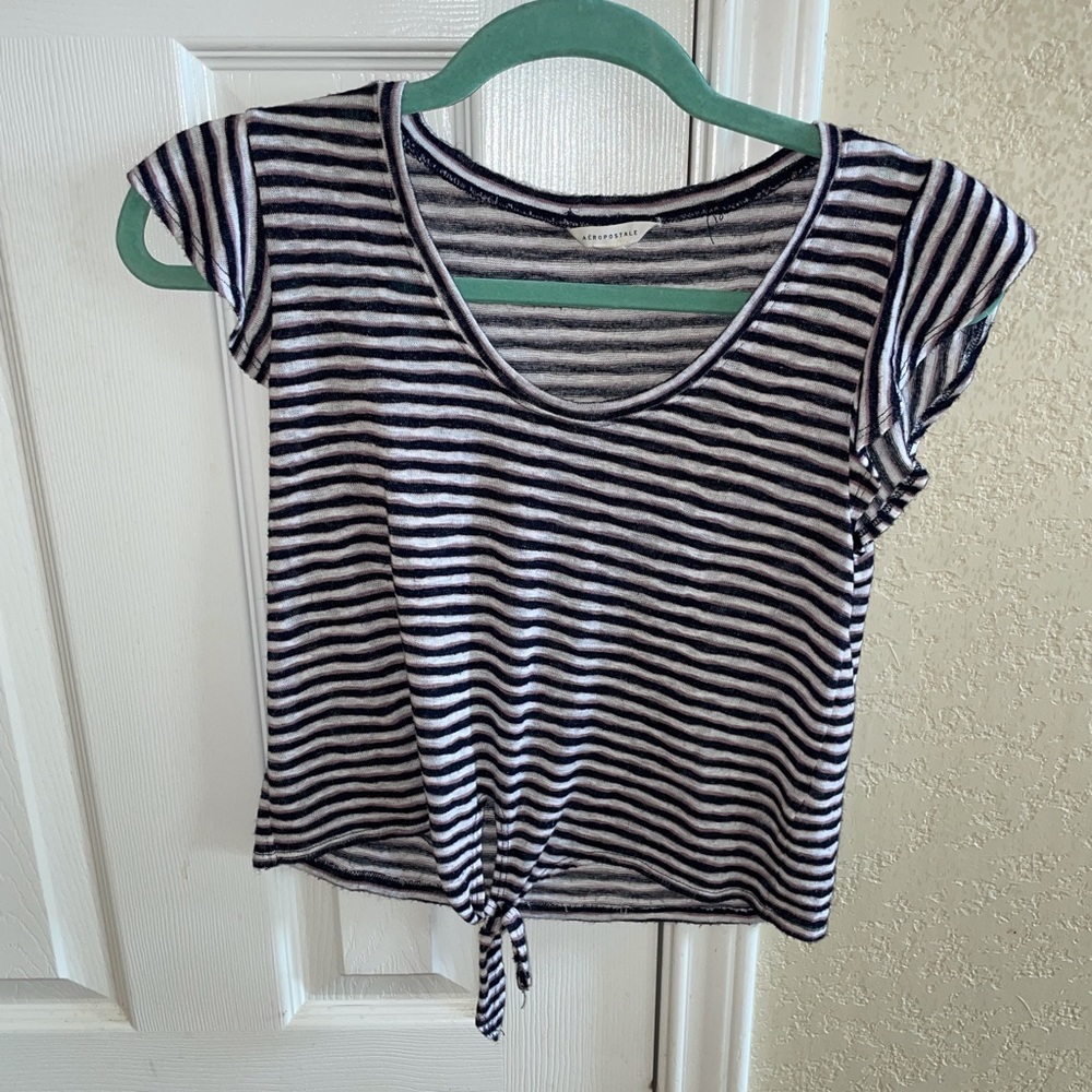 XS Aeropostale Top